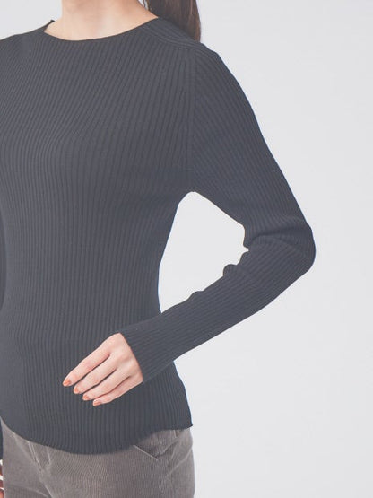 シームレスクルーニット