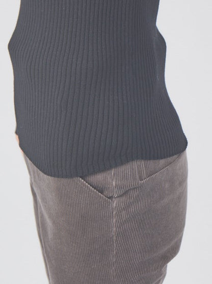 シームレスクルーニット