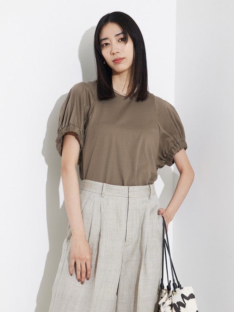 袖ギャザーカットTOP