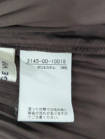 プリーツ切替ブラウス