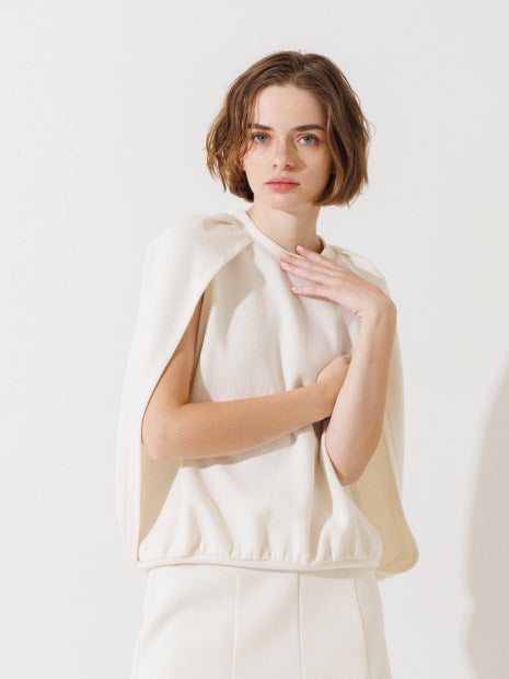 ブークレーダンボールマント風プルオーバー