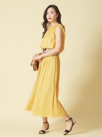 シャドーストライププリーツパンツ