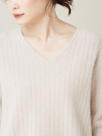 ウールVネックニットプルオーバー