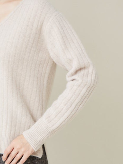 ウールVネックニットプルオーバー