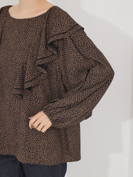 花柄フリル衿ブラウス