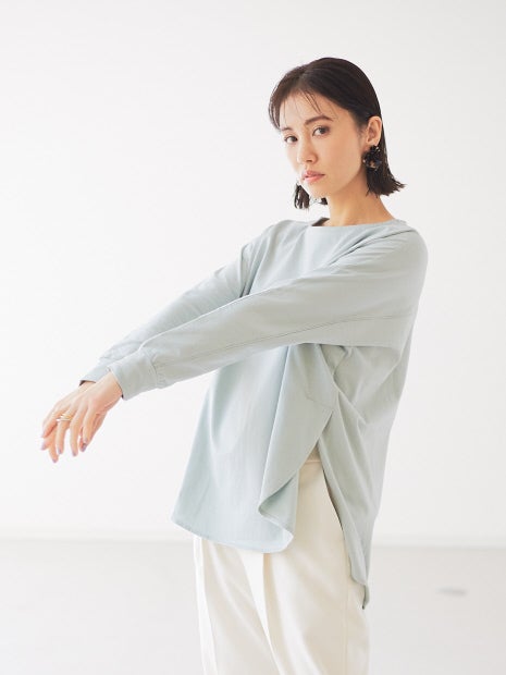 【全店展開決定】サイドスリットロンT