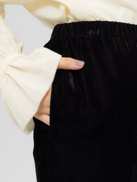 ベルベットパンツ