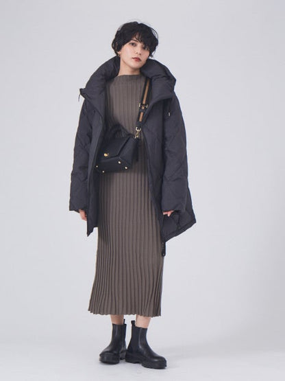 リブニットワンピース