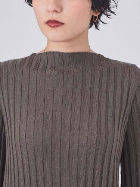 リブニットワンピース