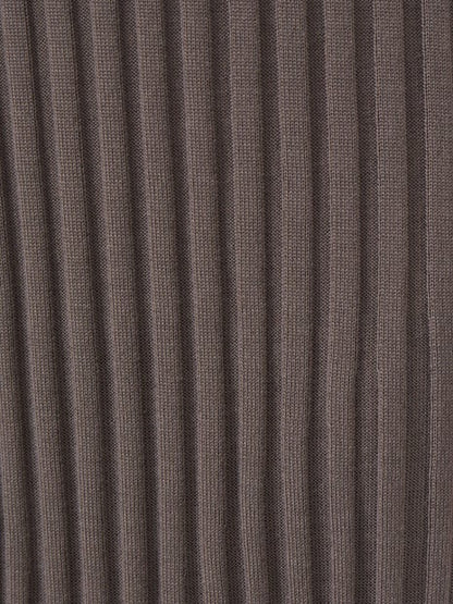 リブニットワンピース