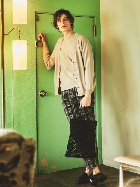 ライトウールスリムテーパード チェックパンツ