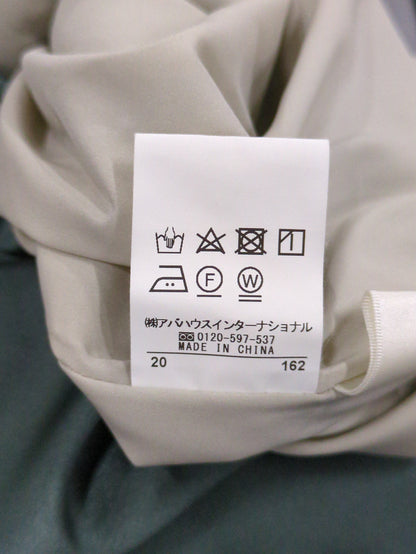 サスペンダー付きマーメイドスカート