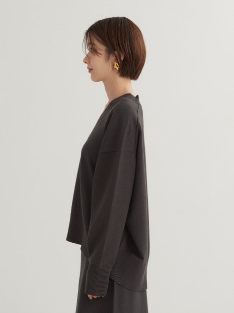 【セットアップ対応】Vネックニットプルオーバー