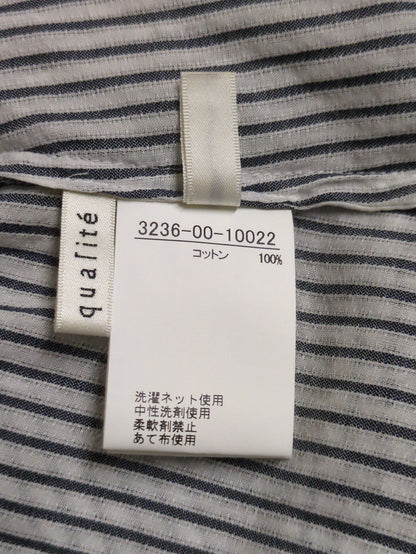 シャツ