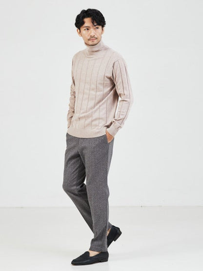 【カシミアタッチ】シャドーストライプ タートルネック ニット
