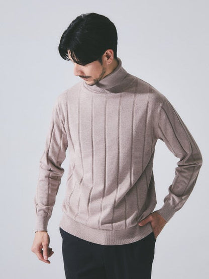 【カシミアタッチ】シャドーストライプ タートルネック ニット