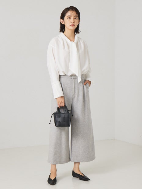 ワイドクロップドパンツ