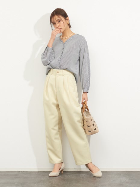 ツータックパンツ