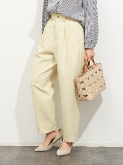 ツータックパンツ