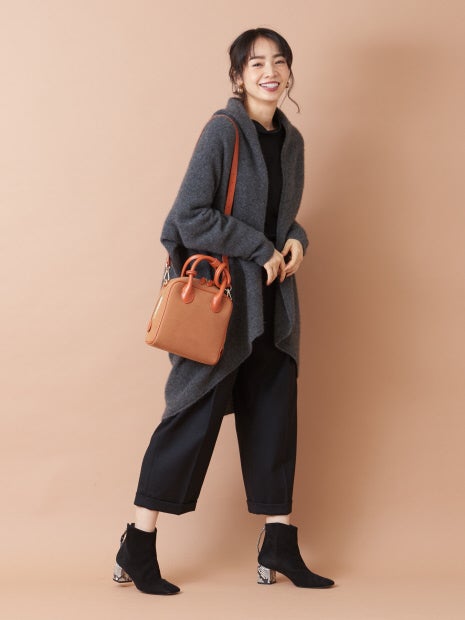 ハイネックパフ袖カットソー