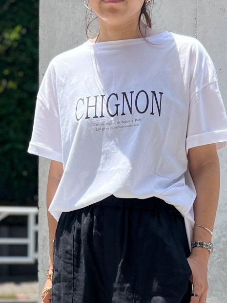 CHGNON　ロゴターンバッグTシャツ