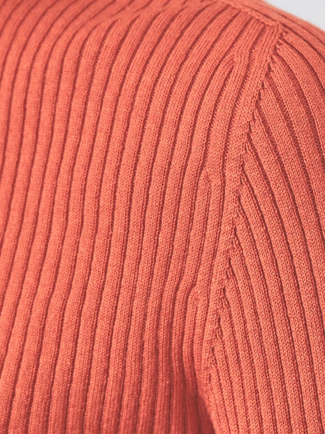 シームレスクルーニット