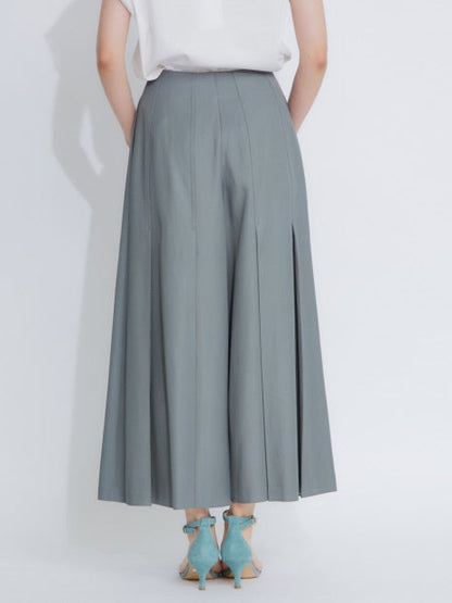 タックワイドフレアパンツ