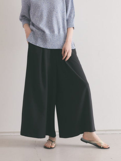 バックサテンジョーゼットドレープパンツ