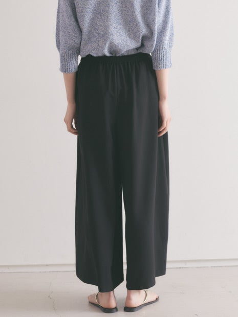 バックサテンジョーゼットドレープパンツ