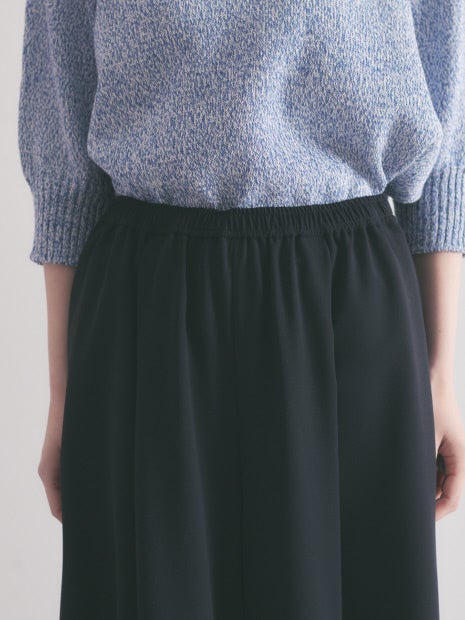 バックサテンジョーゼットドレープパンツ