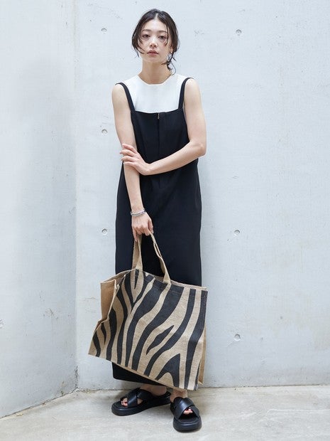 ドライタッチストレッチジャンパースカート