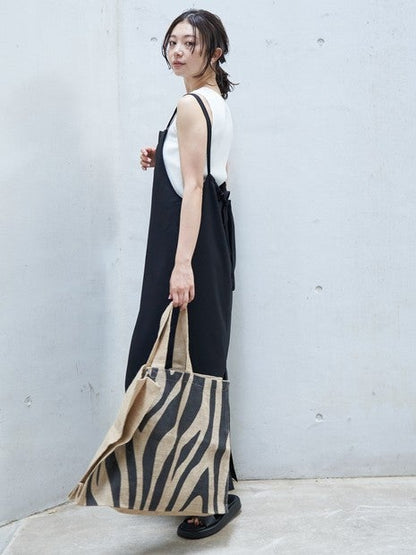 ドライタッチストレッチジャンパースカート