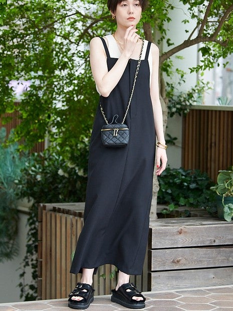 ドライタッチストレッチジャンパースカート