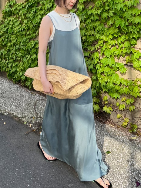 バックレースアップキャミワンピース