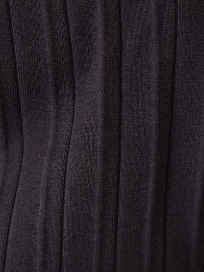 プリーツニット