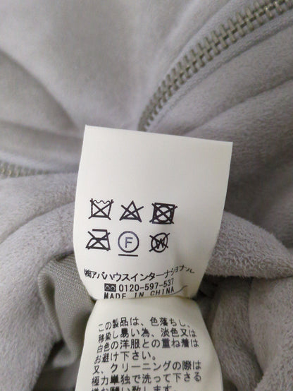 ブルゾン