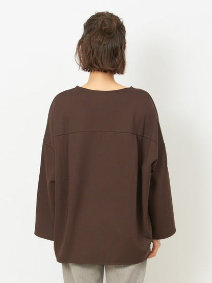 スリットネックカットソープルオーバー