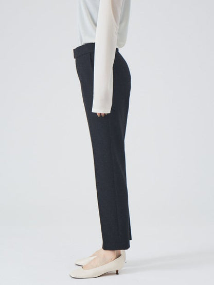 マルチストレッチシガレットパンツ