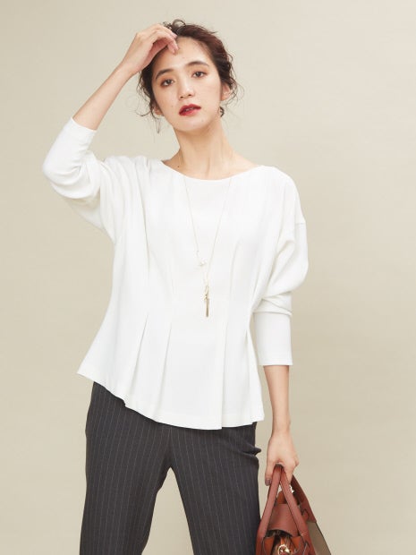 ペプラムブラウス