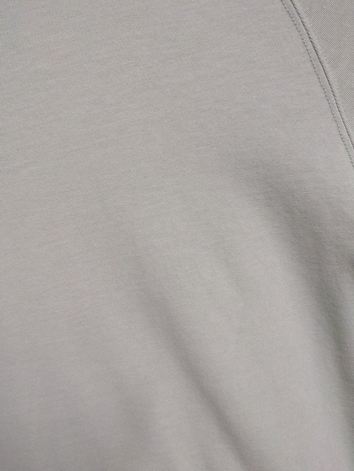 バックフリルTシャツ