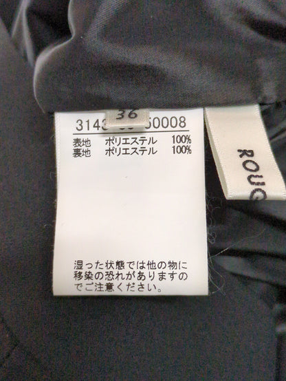 裾タックパンツ