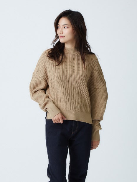 アイレットニットプルオーバー