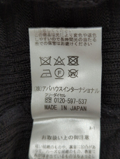ウール/アクリル ベーシックVネックニット