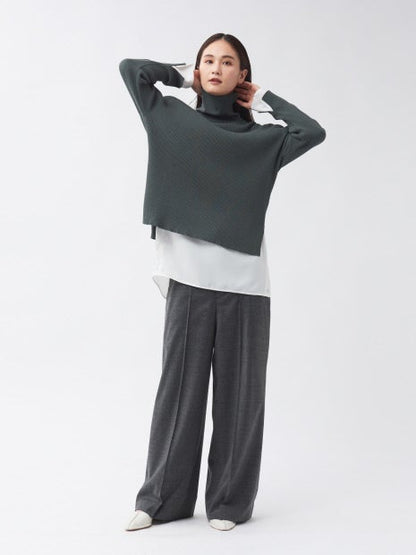 サイドボタンTブラウス