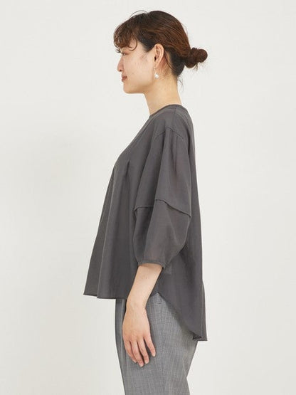 ボリュームスリーブシアーブラウス