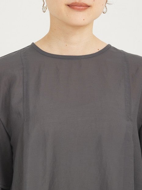 ボリュームスリーブシアーブラウス