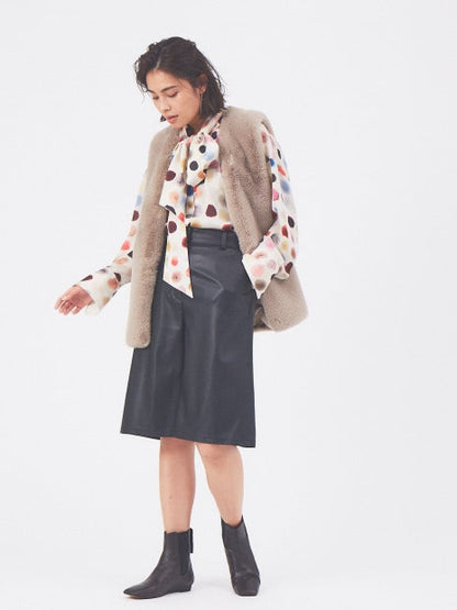 ウォータードットブラウス