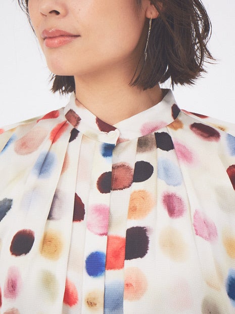 ウォータードットブラウス