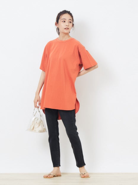 バックツイストカットソー