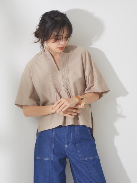 ピンタックフォルムカットソー